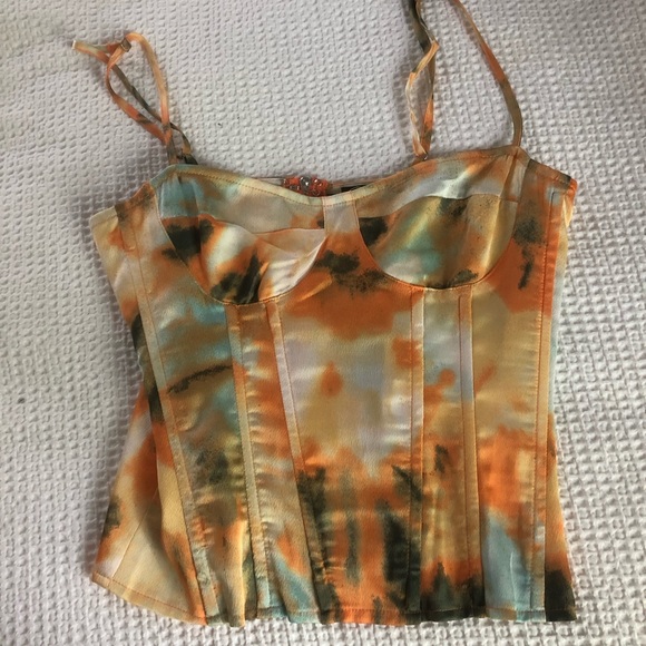 Pretty Little Thing Corset Top & Skirt set - Picture 3 of 4